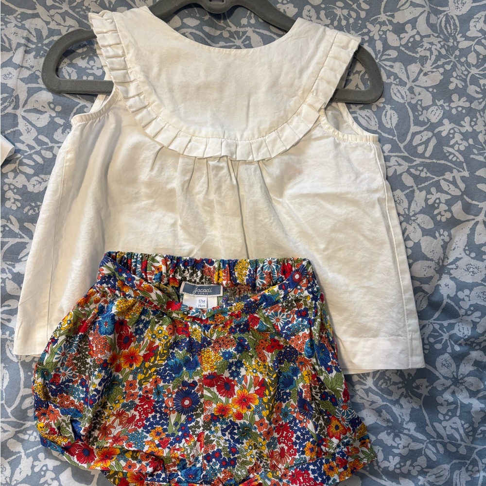 Jacadi Floral short and White Ruffle Top Set